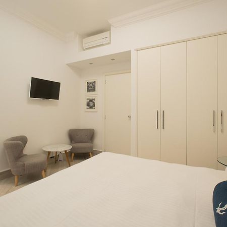 Hotel Marina Charming Rooms Finale Ligure Kamer foto