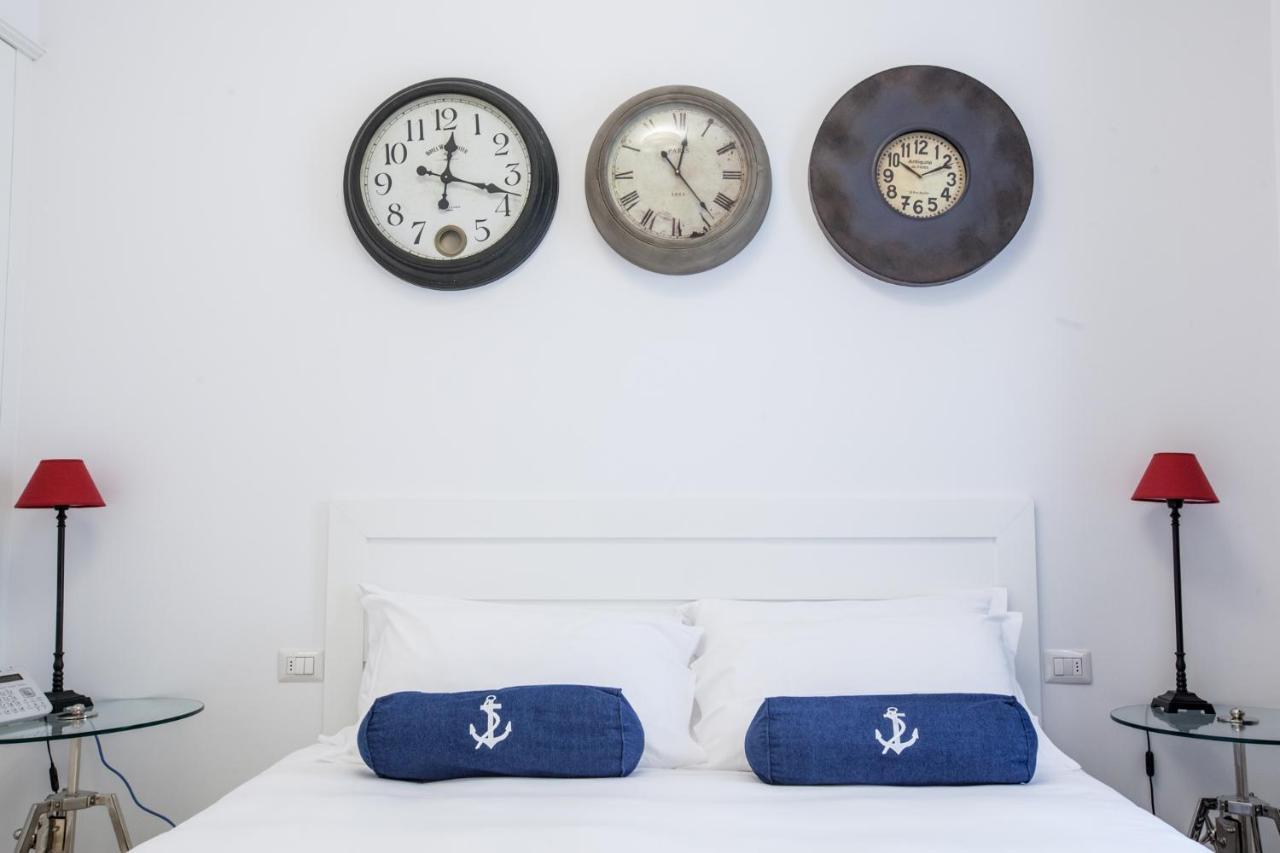 Hotel Marina Charming Rooms Finale Ligure Kamer foto
